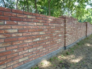 FSG - Brick Fence